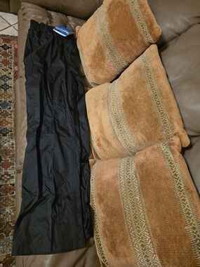 Columbia Mens Large Omni-Tech rm8031-010 Rain Thunderstorm Pants Waterproof 
NWT